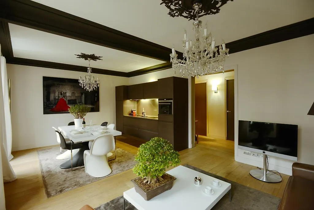 Appartement Paris Tour Eiffel 0*,  France